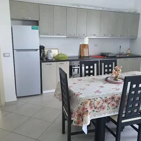Valbona By Apartment Orikum